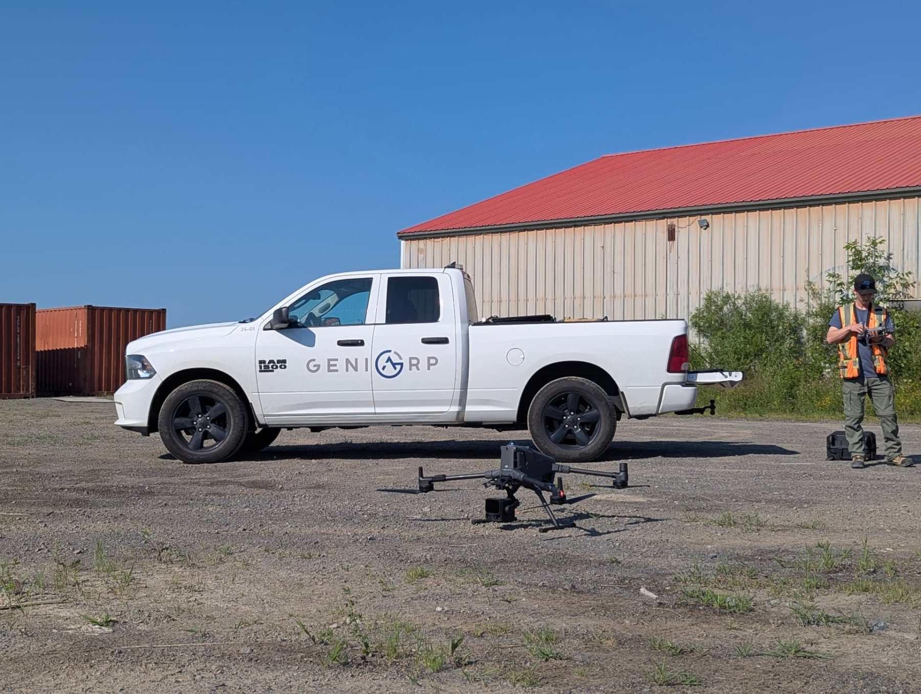 Géniarp service truck and survey equipment ready for mobilization